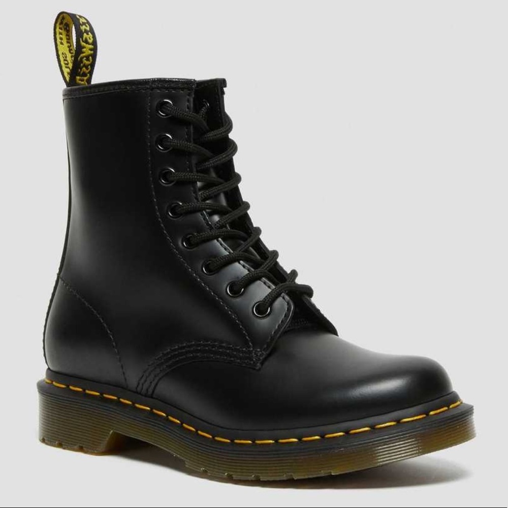 Womens Doc Martens Air Wair
